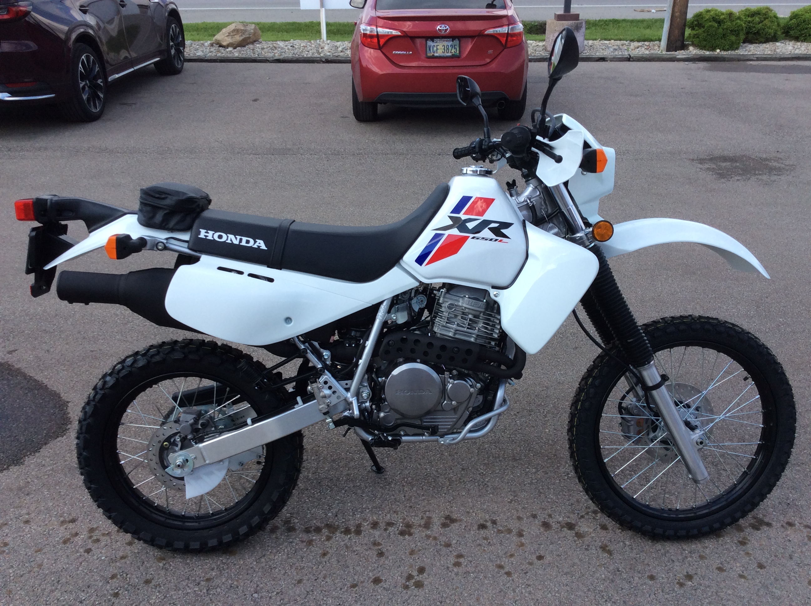 2025 Honda XR650L - Photo 2